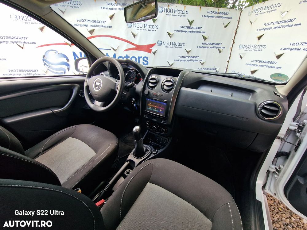 Dacia Duster 1.6 SCe Comfort - 10