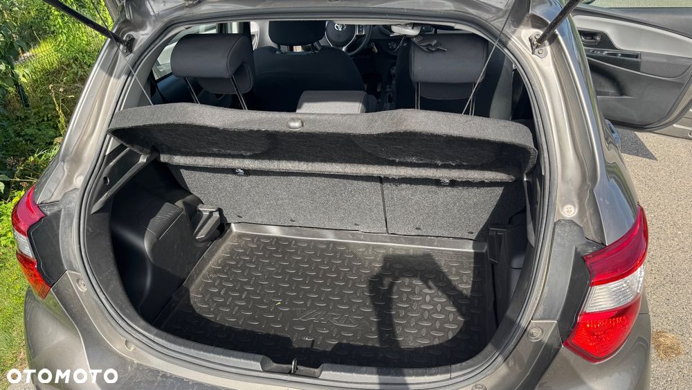 Toyota Yaris 1.0 Active - 13