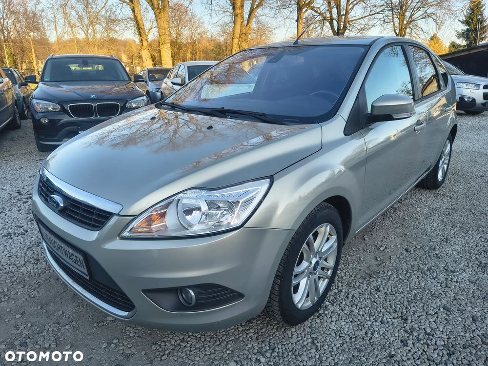Ford Focus 1.6 Ghia - 2
