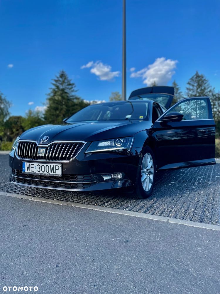 Skoda Superb 2.0 TDI Ambition DSG - 1