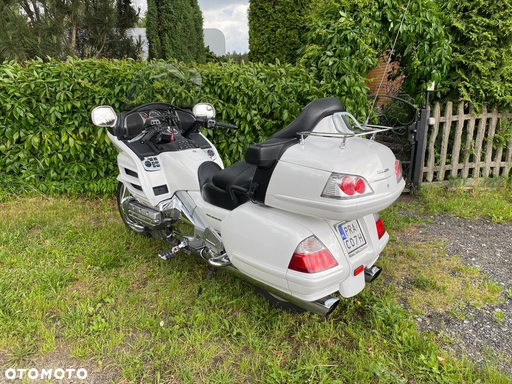 Honda GL - 4