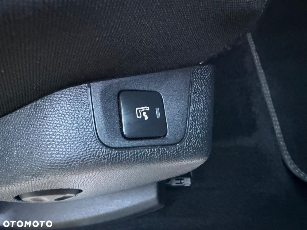 Peugeot 3008 BlueHDi 180 Stop & Start EAT8 GT - 32