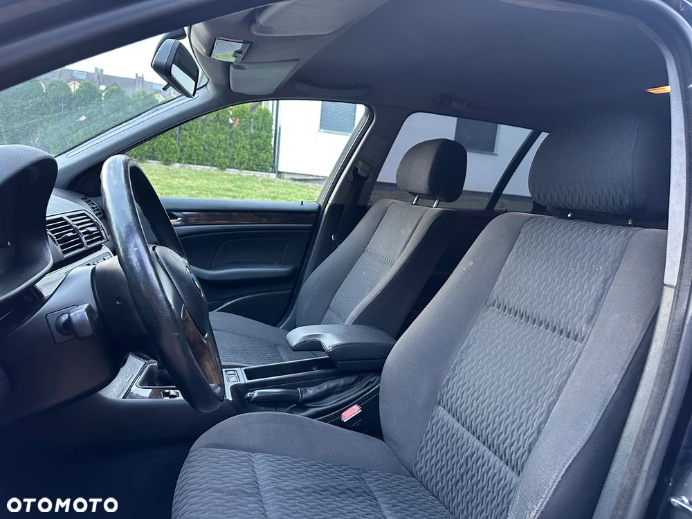 BMW Seria 3 - 12