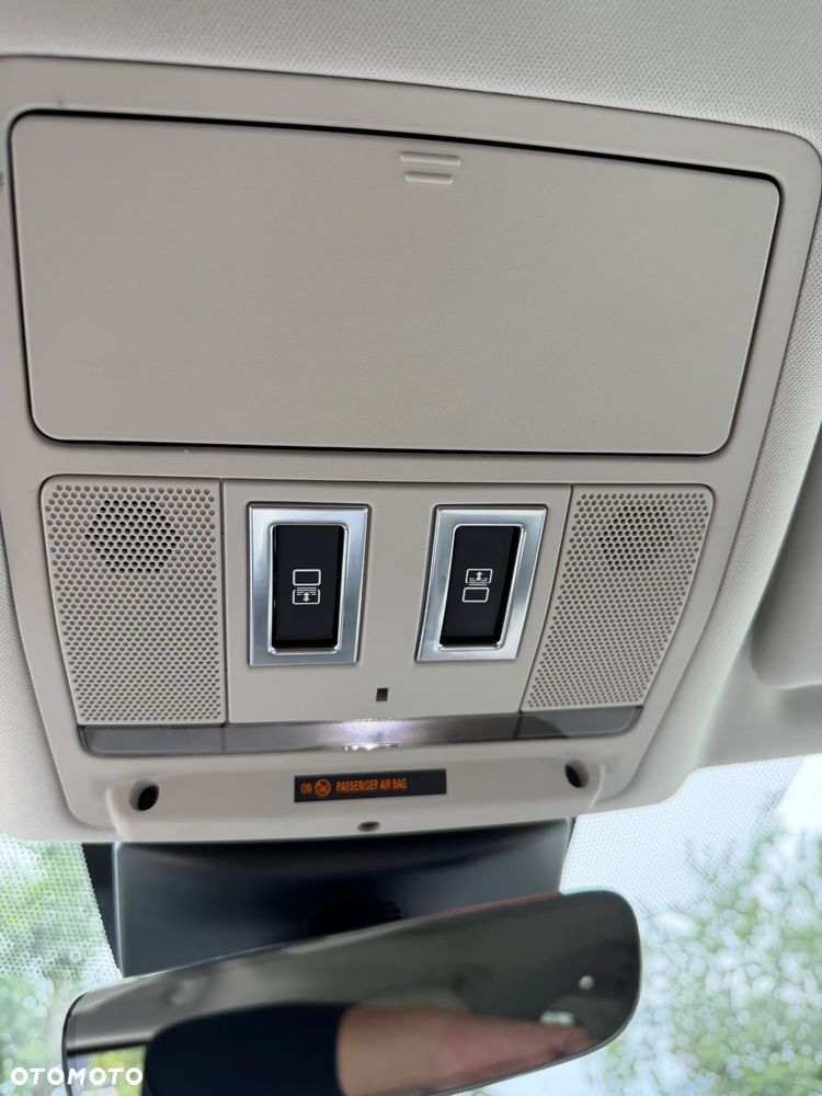 Land Rover Discovery 2.0 SD4 HSE Luxury - 14