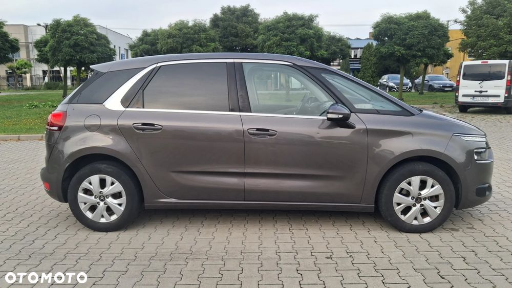 Citroën C4 Picasso - 10