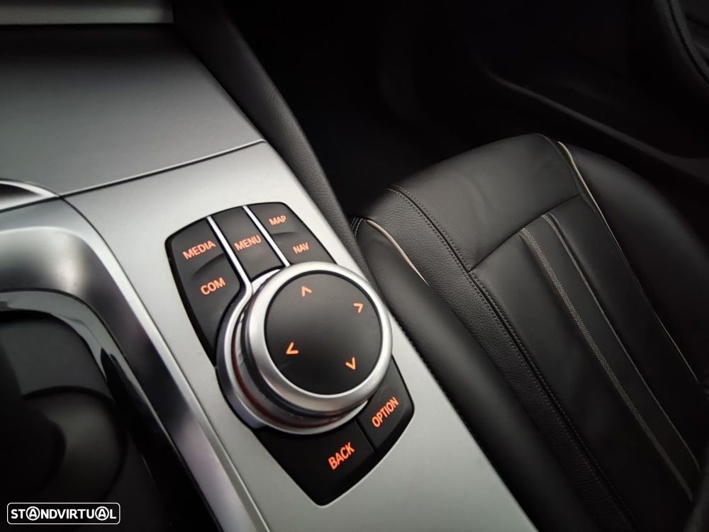 BMW 520 d Auto - 28