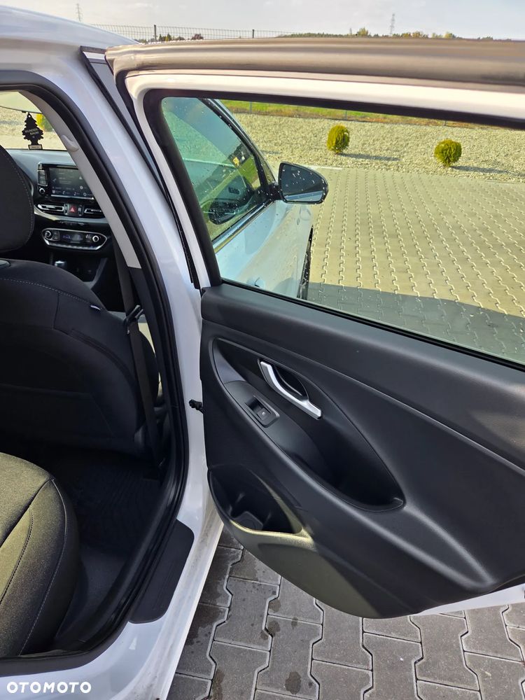 Hyundai i30 1.5 T-GDI 48V Smart DCT - 14