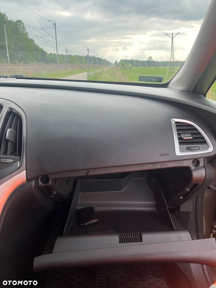 Opel Astra - 14