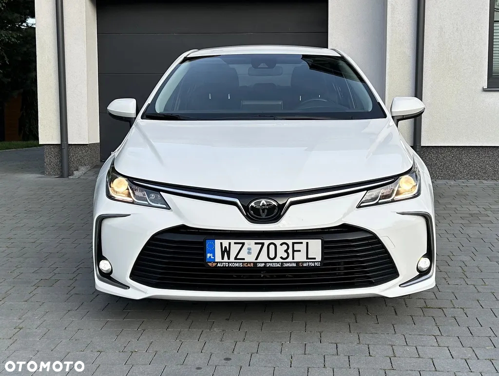 Toyota Corolla - 2
