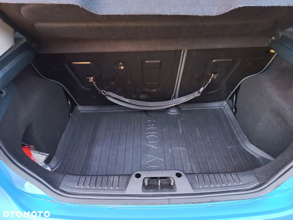 Ford Fiesta 1.4 TDCi Trend - 19