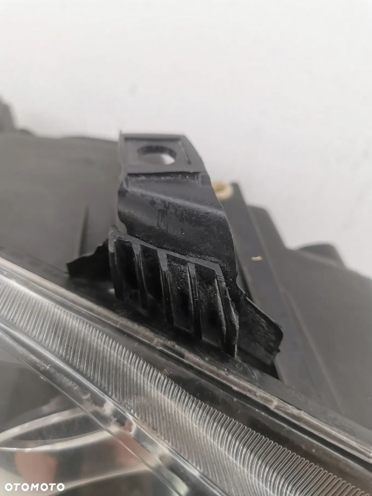 Lampa prawa Xenon Seat Leon 2 II  Altea toledo 1P1941754a  89318745 - 4