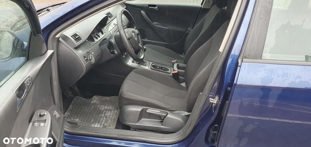 Volkswagen Passat - 7