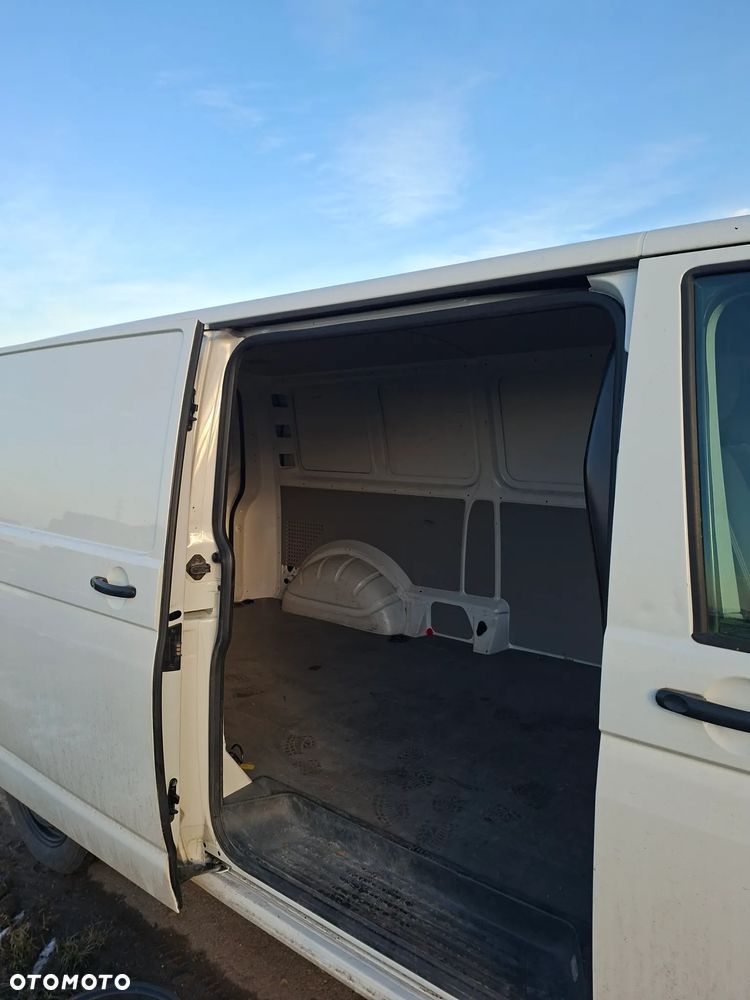 Volkswagen Transporter T6 - 8