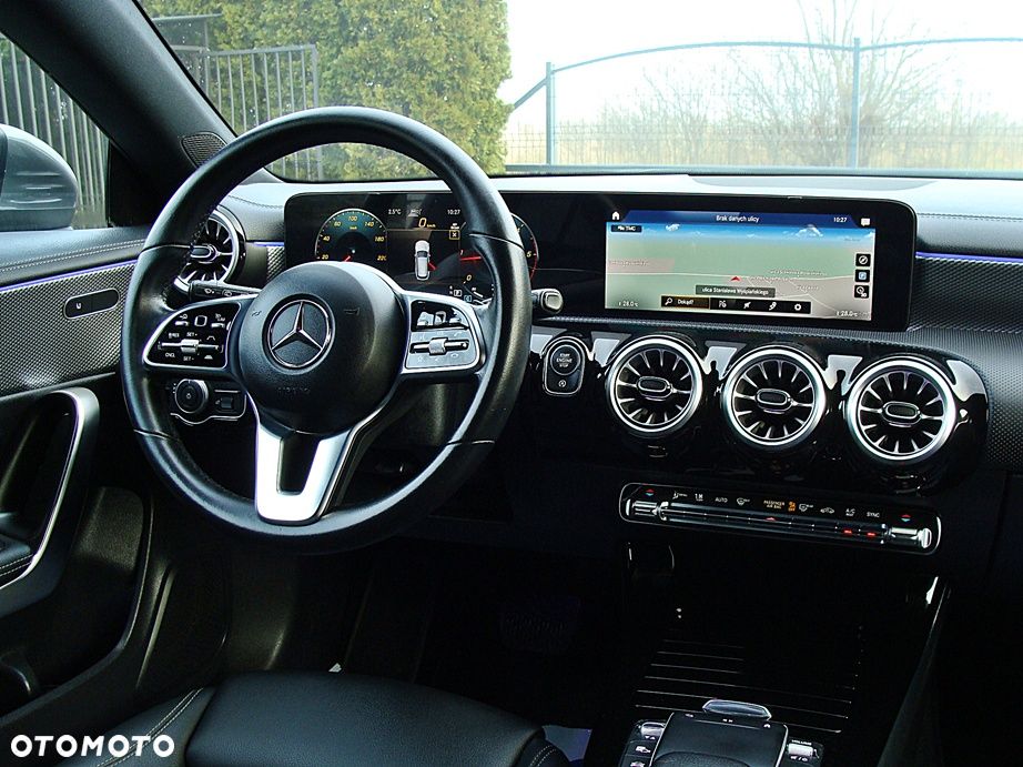 Mercedes-Benz CLA 200 d Progressive 8G-DCT - 16