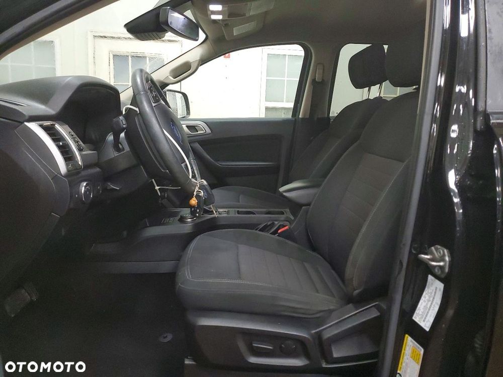 Ford Ranger - 12