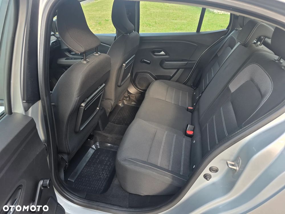 Dacia Logan ver-0-9-tce-laureate-s-s - 23