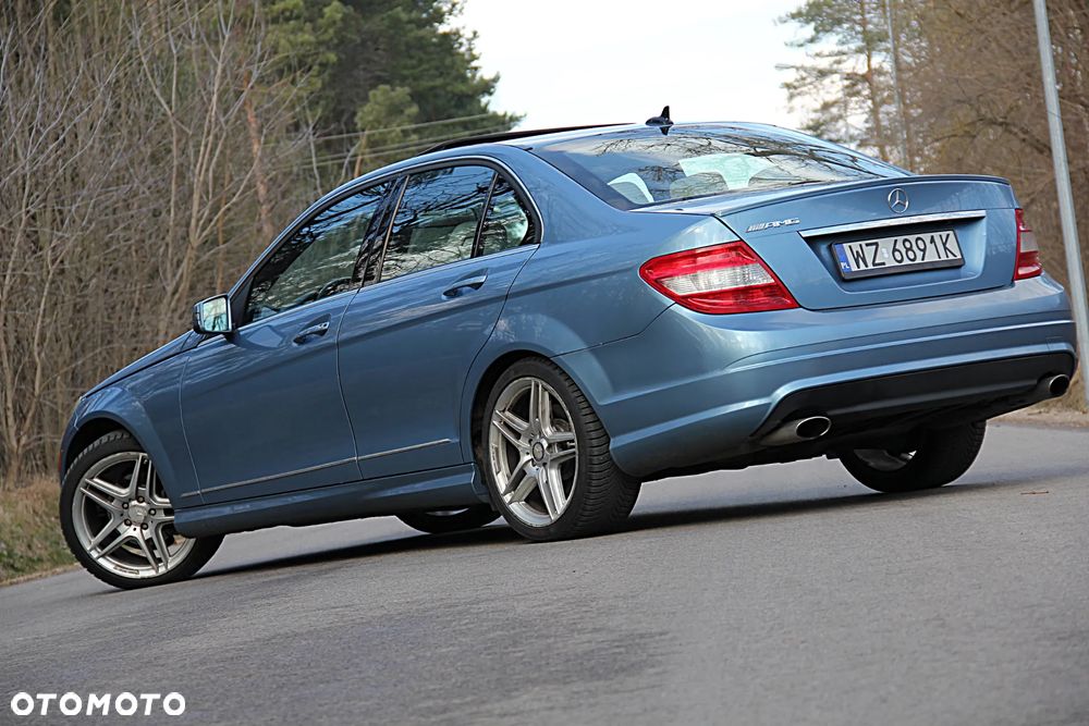 Mercedes-Benz Klasa C 300 7G-TRONIC SPORT EDITION - 4