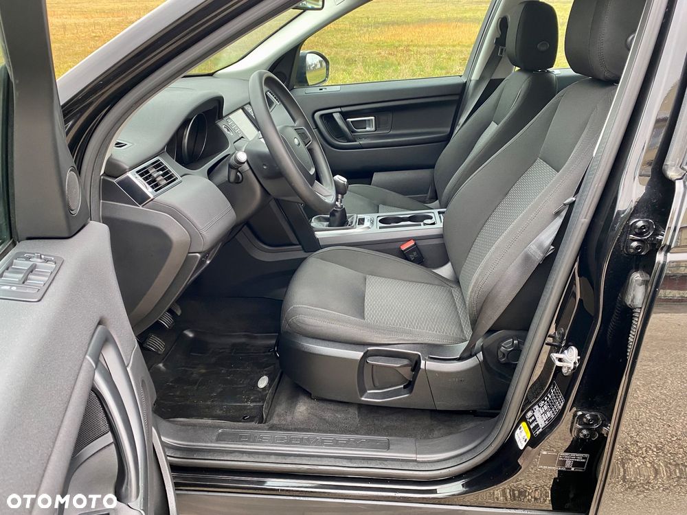 Land Rover Discovery Sport - 23