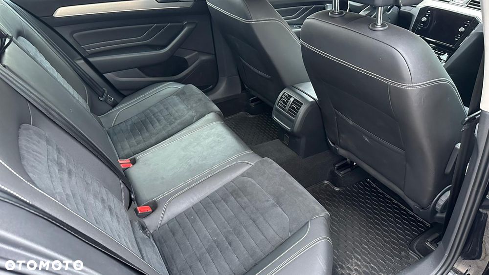 Volkswagen Passat 1.5 TSI EVO Elegance DSG - 18