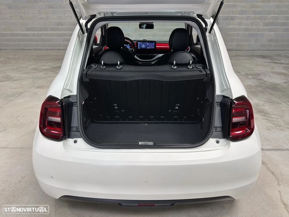 Fiat 500e 23,8kWh Red - 47