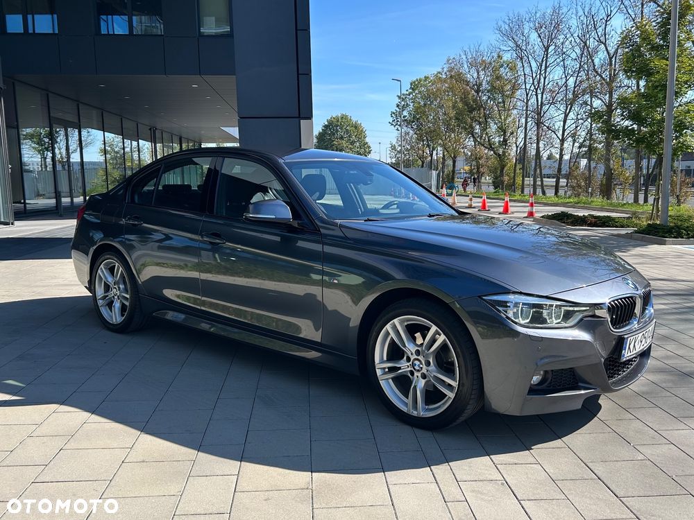 BMW Seria 3 320i xDrive M Sport - 19