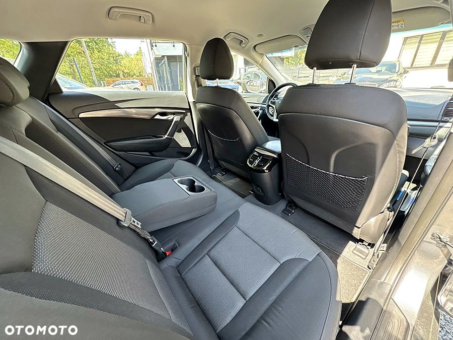 Hyundai i40 Kombi blue 1.7 CRDi Premium - 19