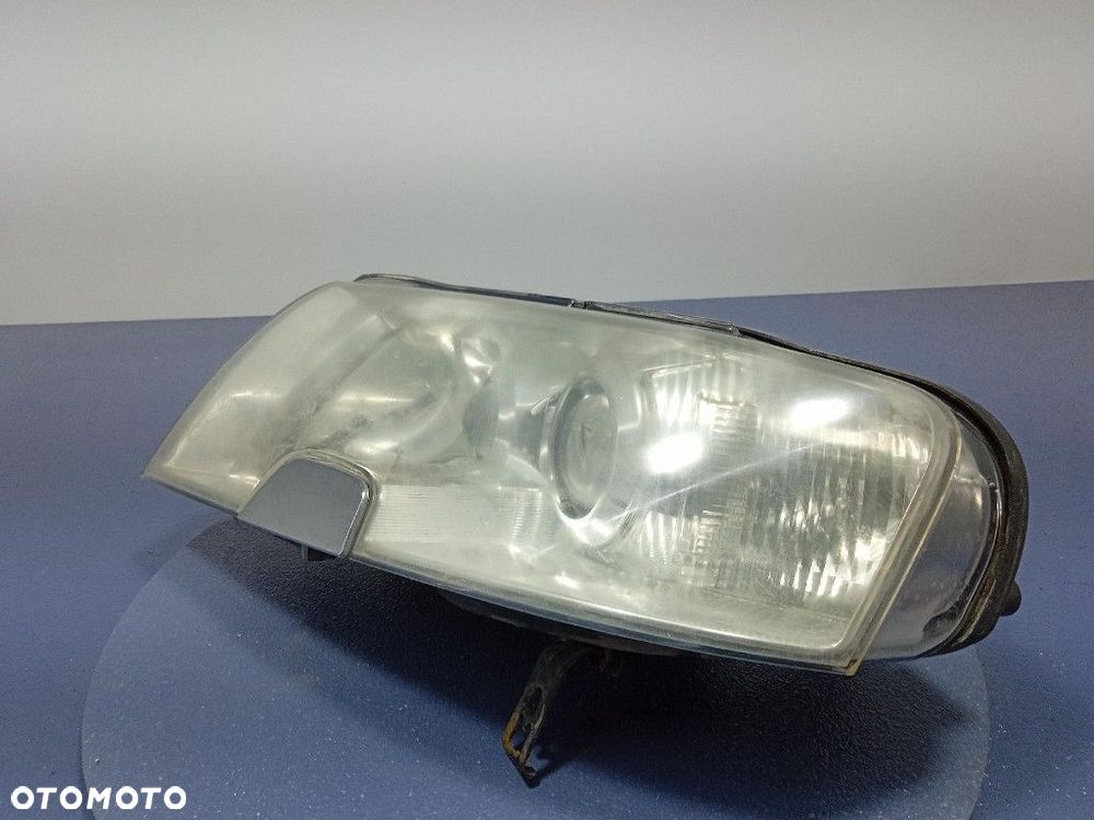 SKODA SUPERB I REFLEKTOR LEWY PRZÓD LAMPA PRZEDNIA EU - 2