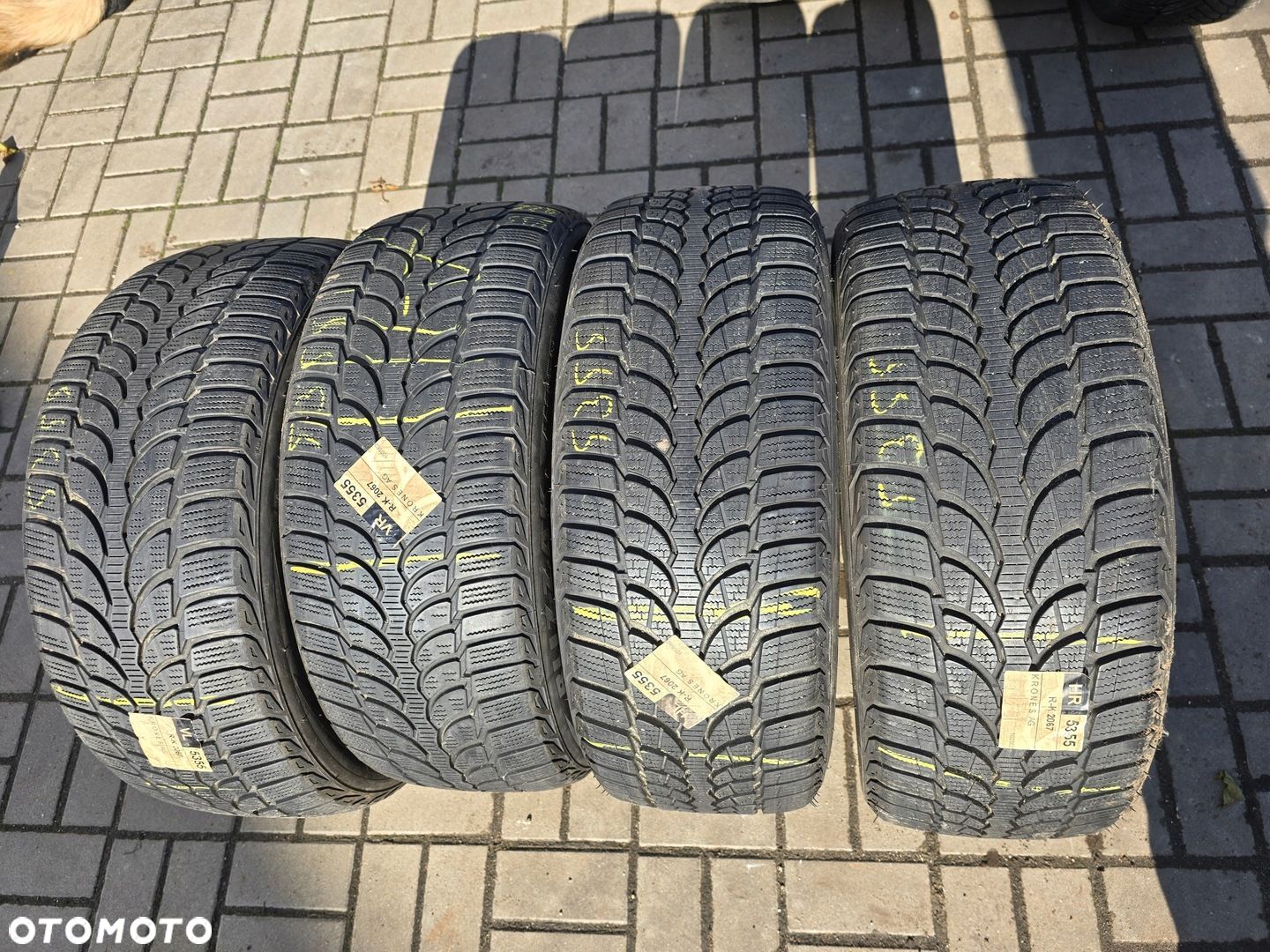 BRIDGESTONE BLIZZAK LM-32 235/55R17 103V 7,5mm 18R 4X - 1