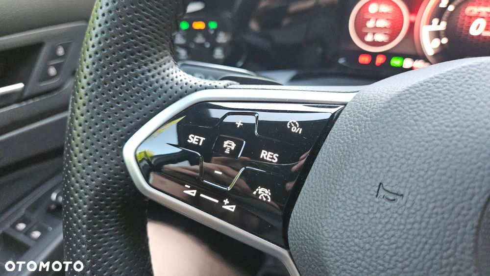 Volkswagen Golf 2.0 TSI GTI DSG - 30