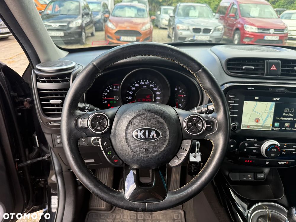 Kia Soul 1.6 CRDI Dream Team Edition - 13