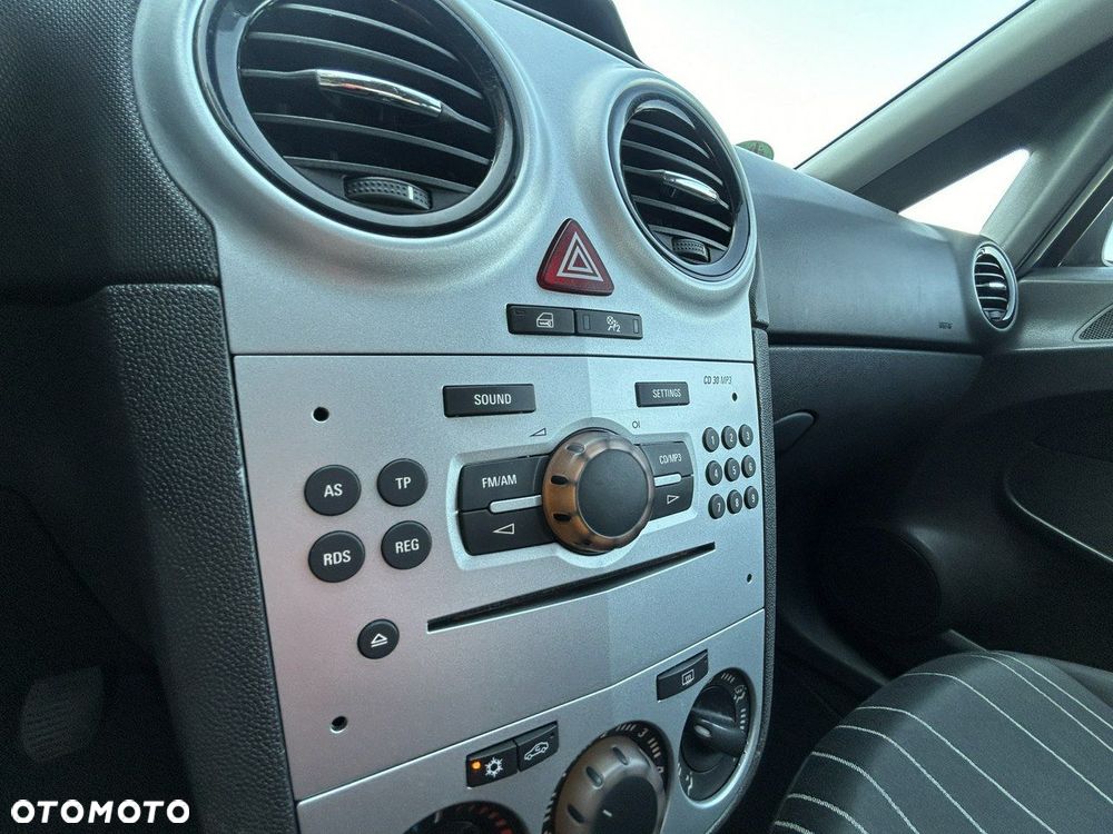 Opel Corsa - 12