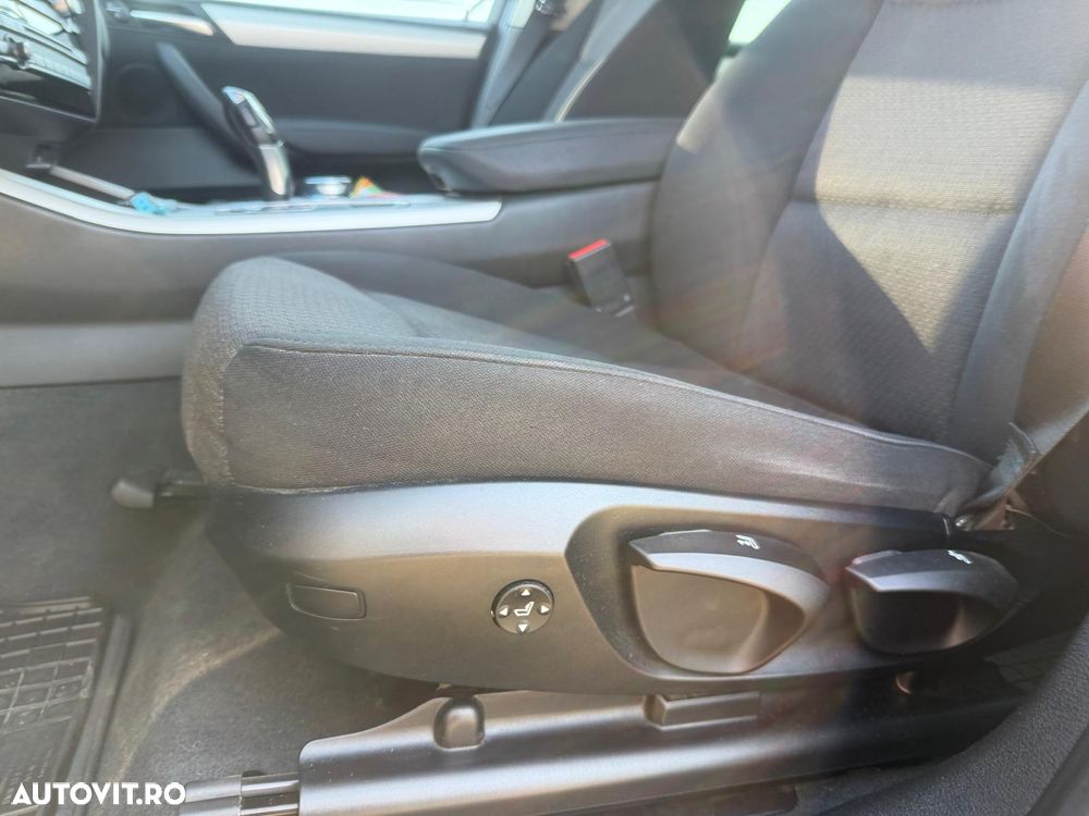 BMW X3 xDrive20d AT Advantage - 20