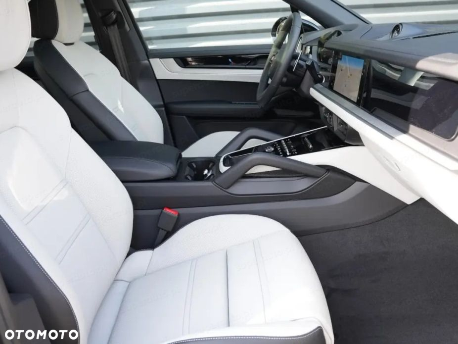 Porsche Cayenne - 10