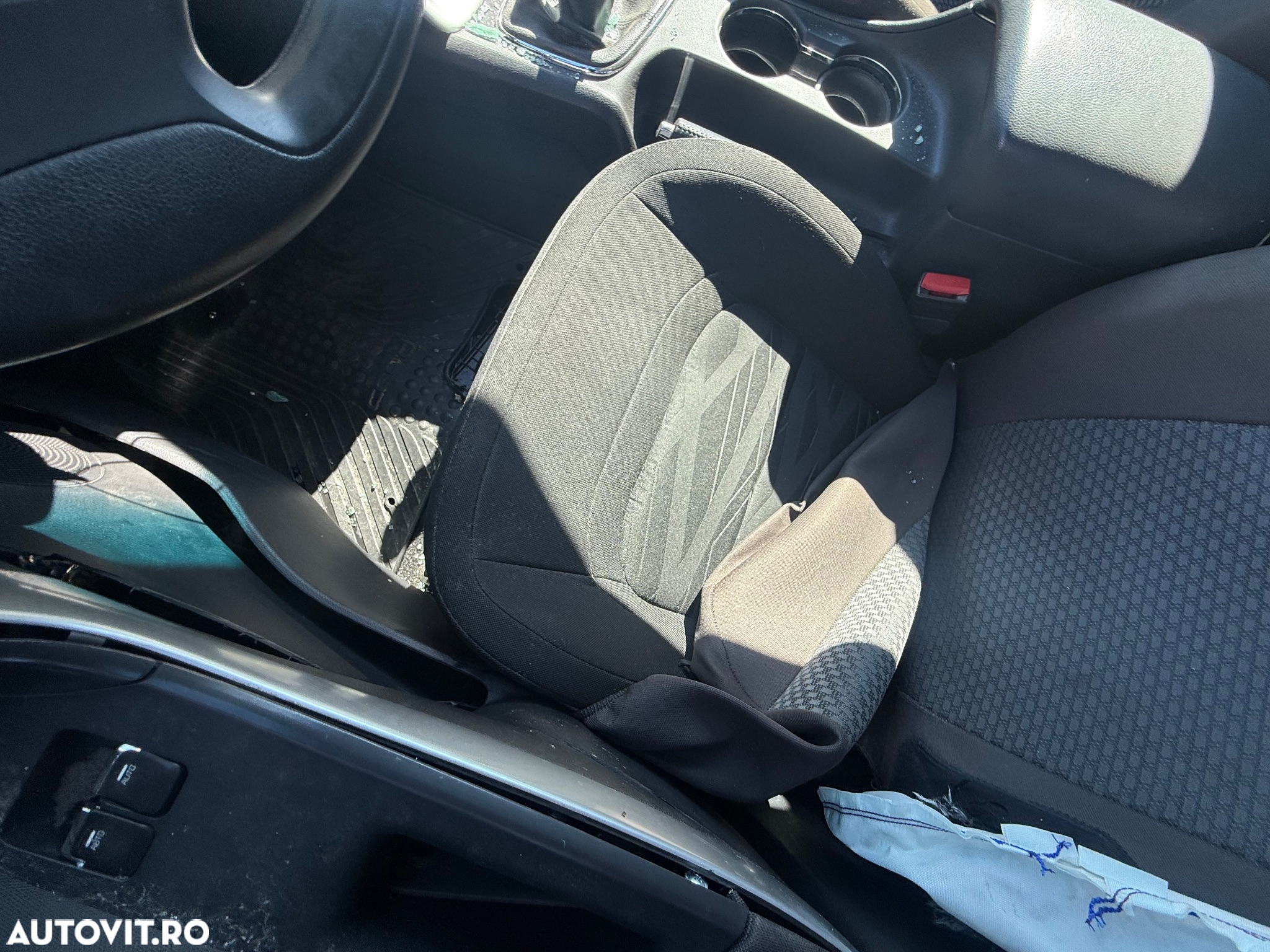 Dezmembrez kia ceed JD facelift benzină volan pe  Stanga 2016 cod motor G4FD 99kw 1591 cmc GZ7 cutie manuală 90 mi km reali - 6