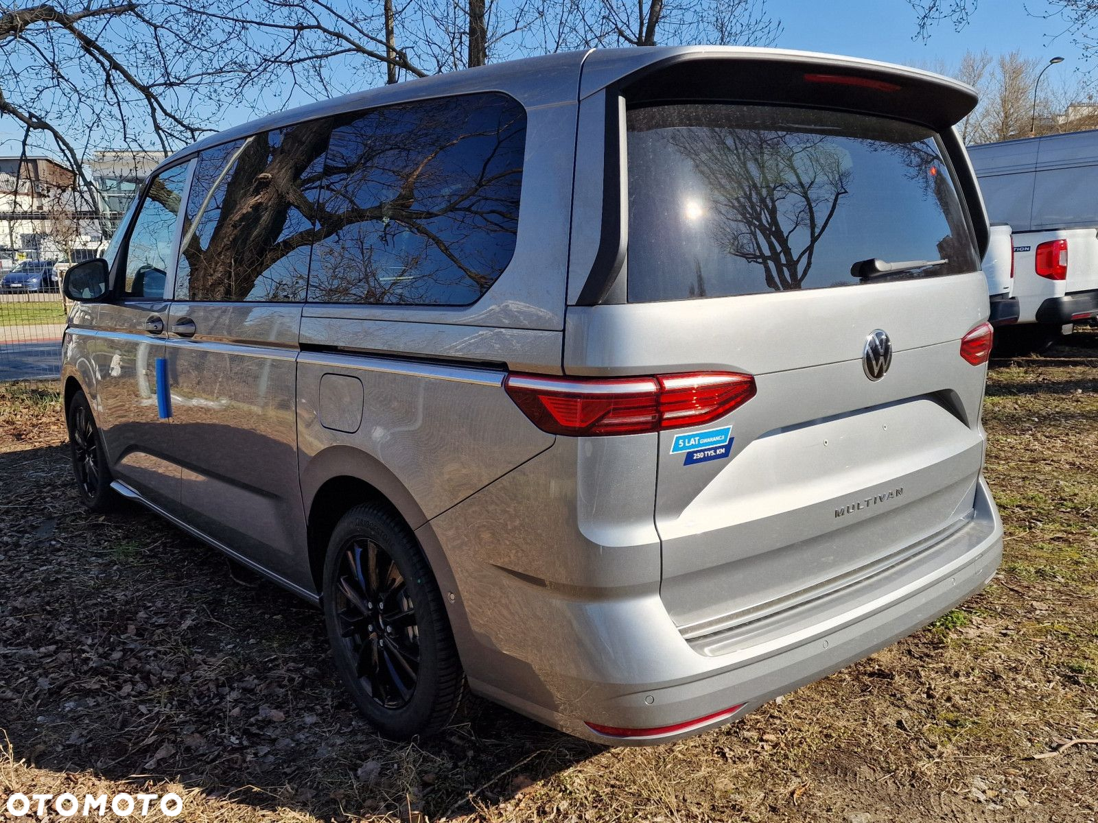 Volkswagen Multivan - 6