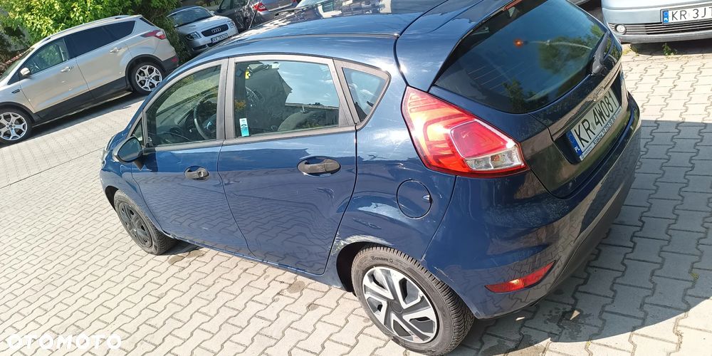 Ford Fiesta 1.5 TDCi Ambiente - 5