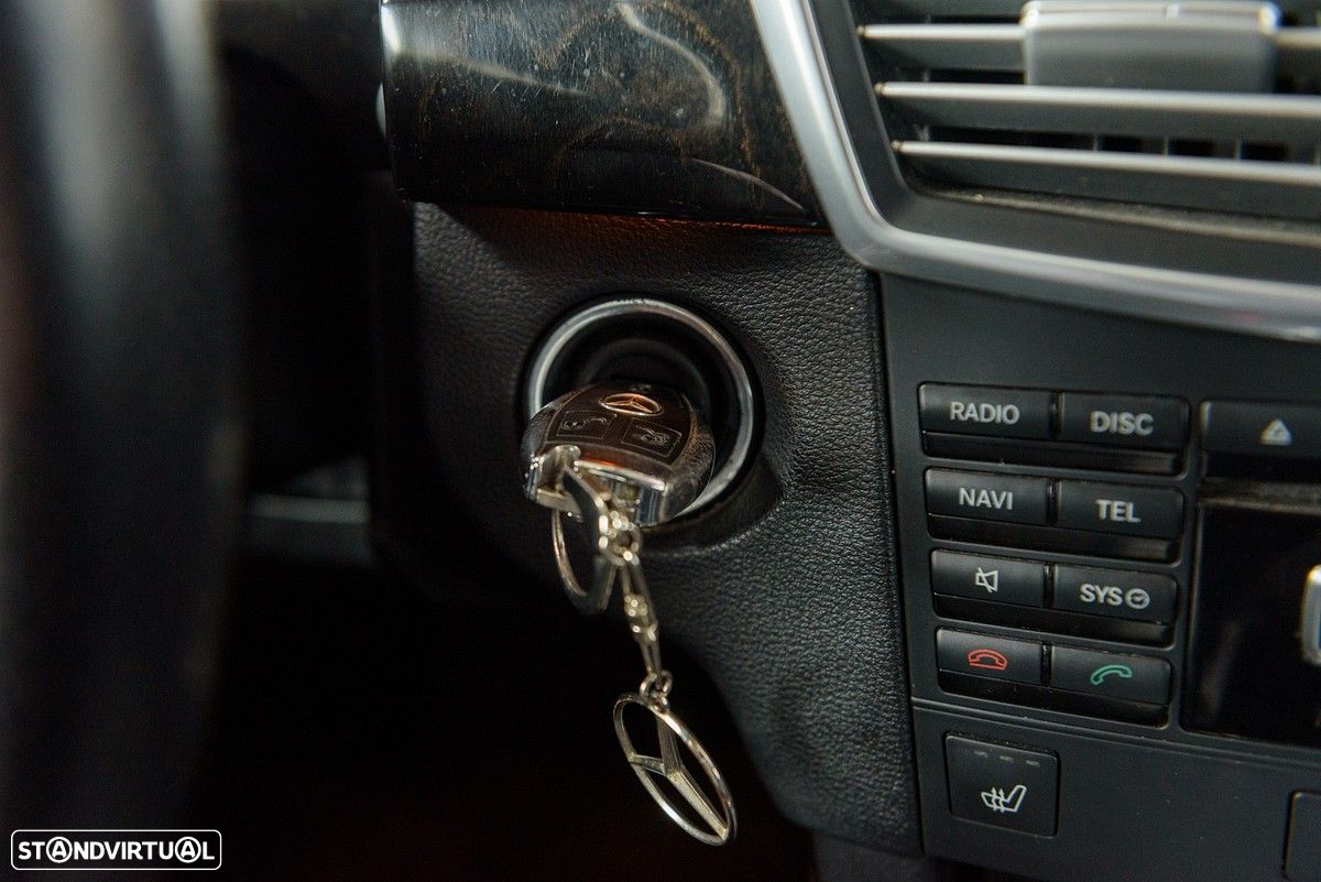 Mercedes-Benz E 220 CDi Avantgarde BlueEfficiency - 24