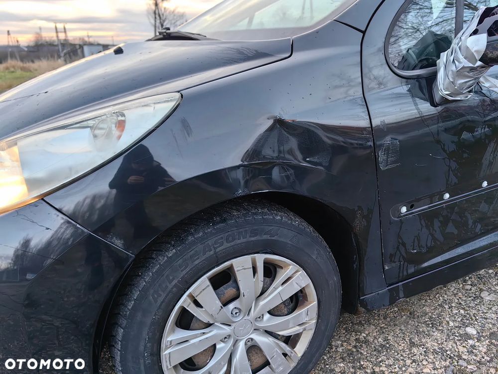 Peugeot 207 1.4 HDi Presence Euro5 - 12