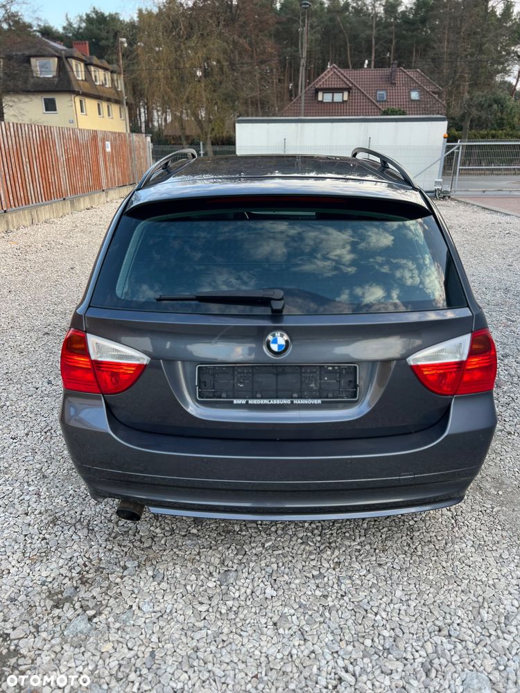 BMW Seria 3 320d - 8