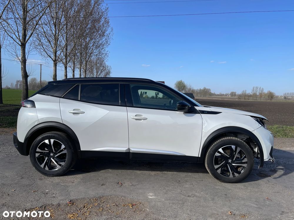 Peugeot 2008 50kWh GT - 3