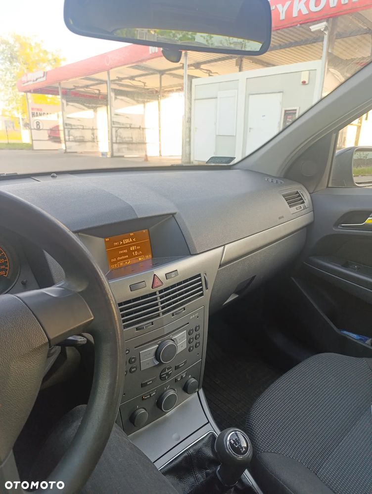 Opel Astra 1.4 Enjoy - 21