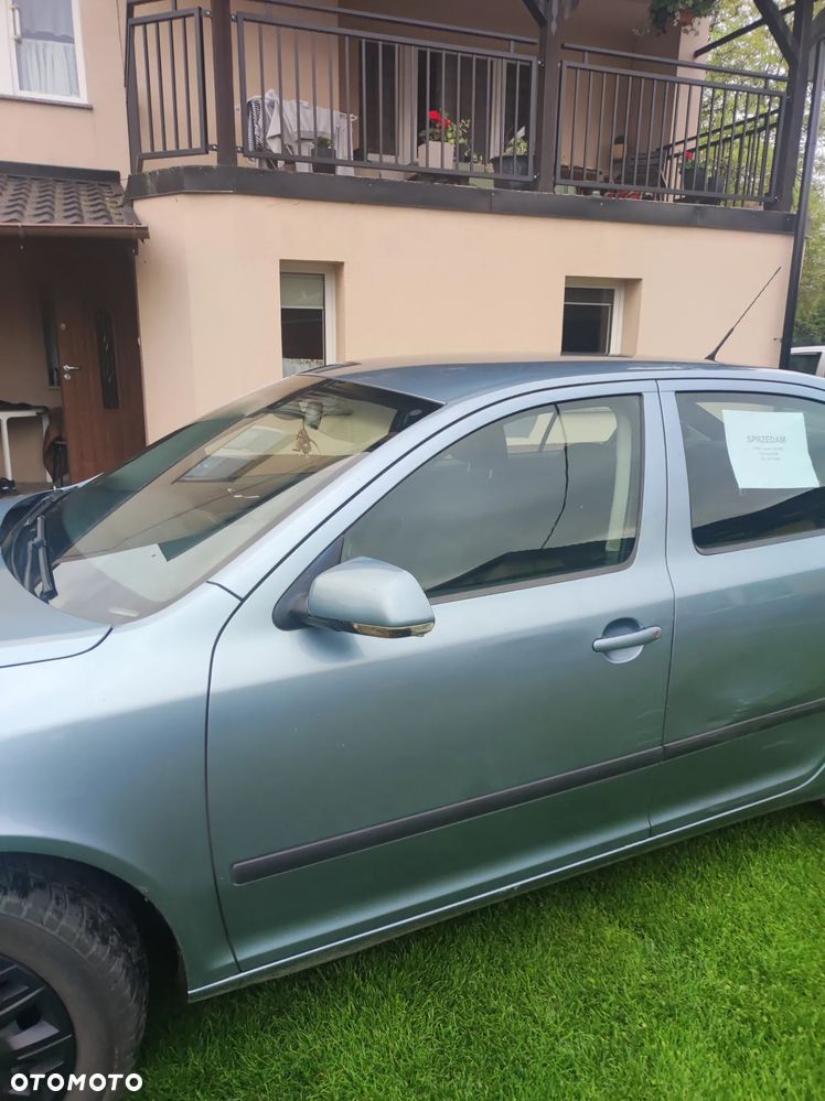 Skoda Octavia 1.6 Selection - 12