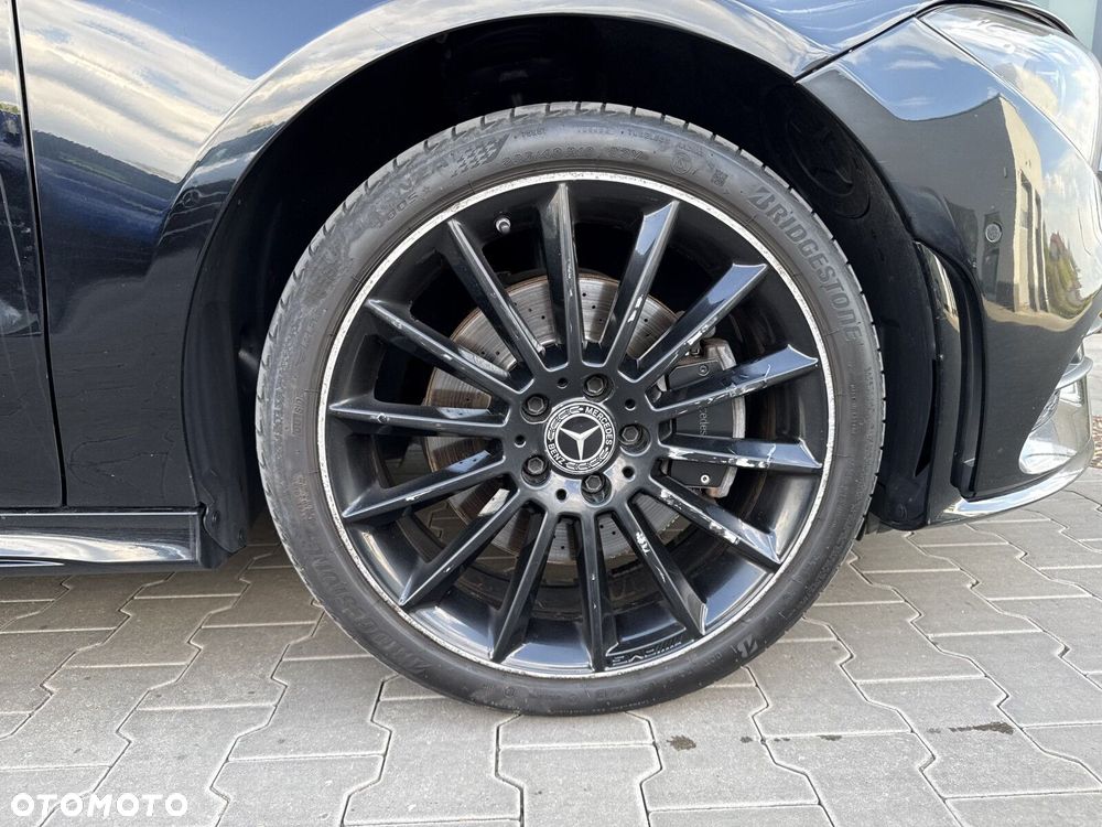 Mercedes-Benz CLA - 21