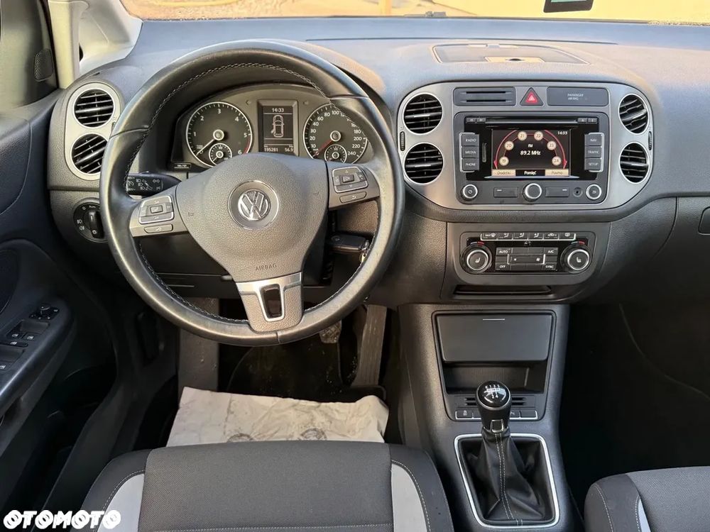 Volkswagen Golf Plus 1.6 TDI DPF Life - 23