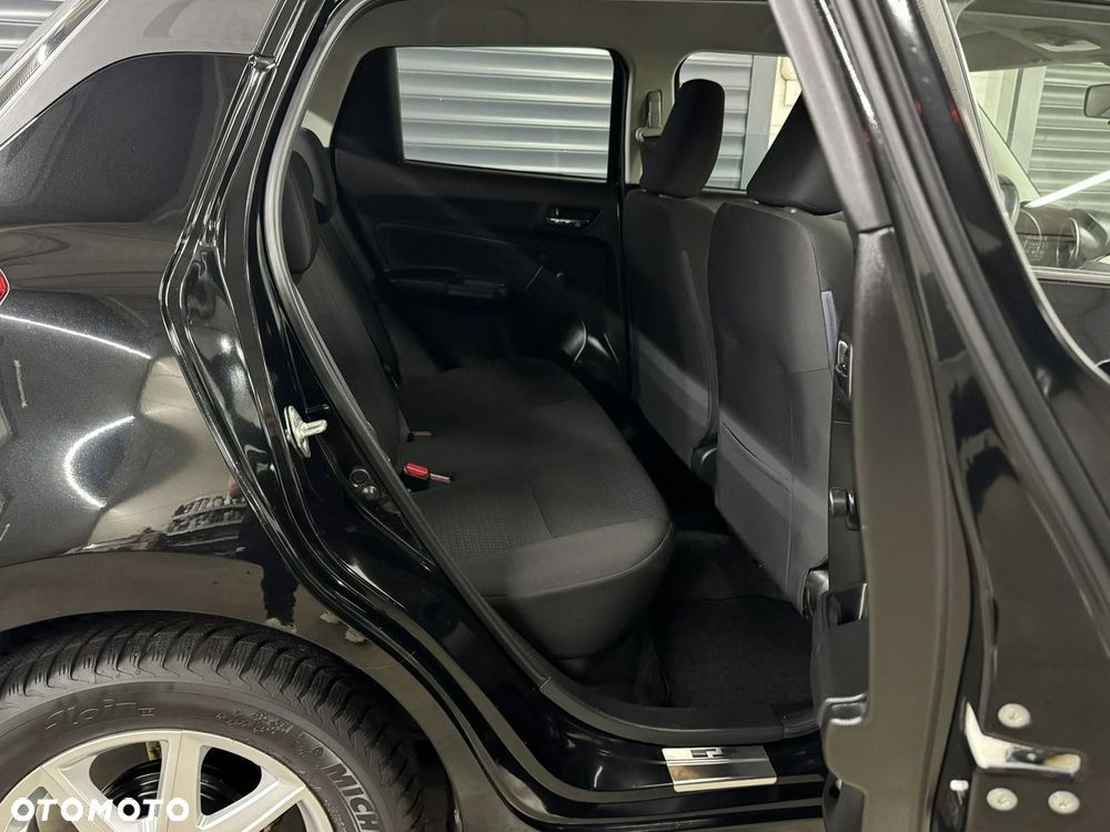 Suzuki Swift - 15