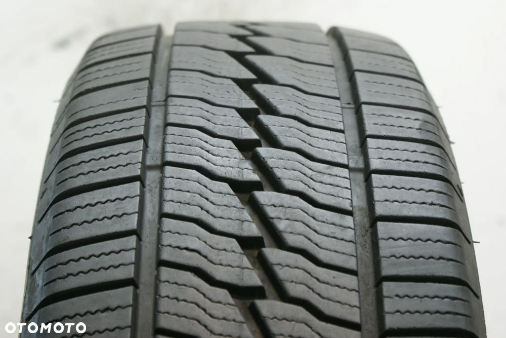 215/65R15C FIRESTONE VANHAWK MULTISEASON , 7,5mm 2022r A9564 - 1