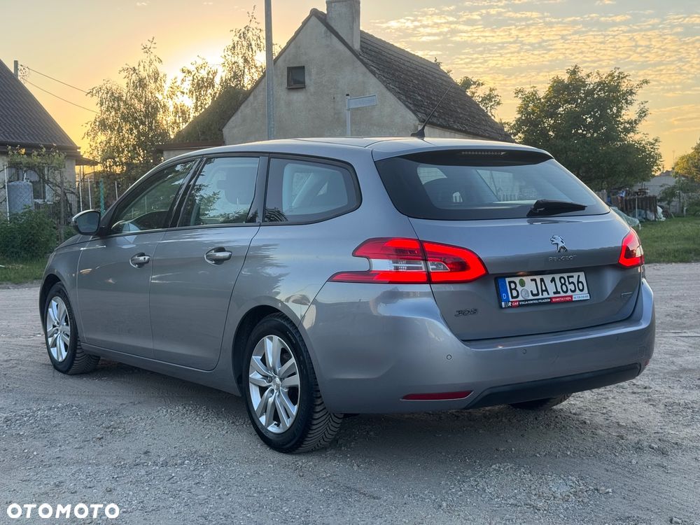 Peugeot 308 - 6