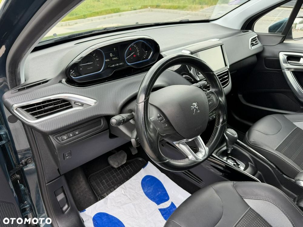 Peugeot 2008 PureTech 110 Stop&Start EAT6 Allure - 19