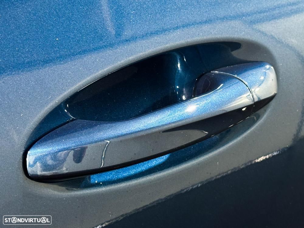 Mercedes-Benz EQA 250+ Electric Art — fotografia 17