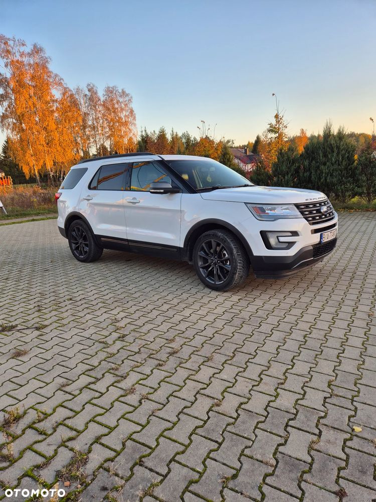 Ford Explorer 2017 photo 4